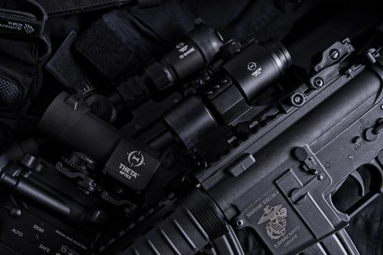 Theta Optics Optics™ Battle Red/Green Dot Sight - Sand